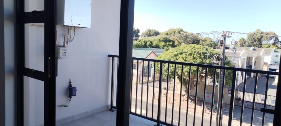 2 Bedroom Property for Sale in Table View Western Cape